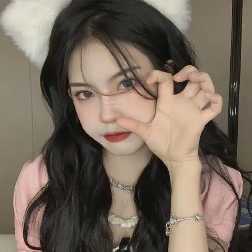 我不过作作妖！怎么就成白月光了